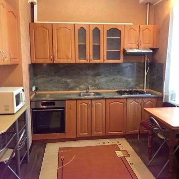 Довгострокова оренда 1к Квартира Осіння вулиця