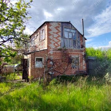 центральна, 1