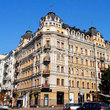Продаж 5к квартири  Богдана Хмельницького 30/10 Центр М Золоті ворота