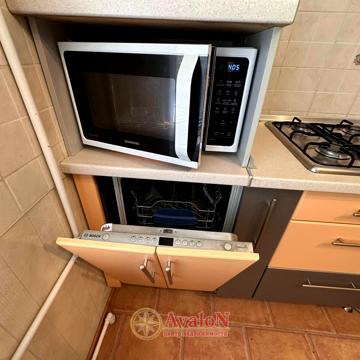 Володимира Висоцького вулиця (Ярослава Баіса), 9, Пересипський район, Одеса, Одеська область 55000 USD