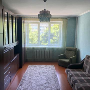 Героїв Майдану вул. (Червоноармійська), 77