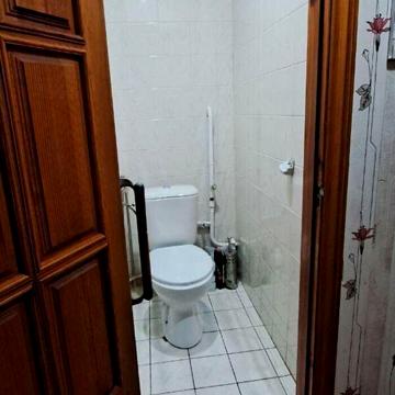 Продаж 2к Квартира Леоніда Каденюка (Космонавта Волкова) вулиця