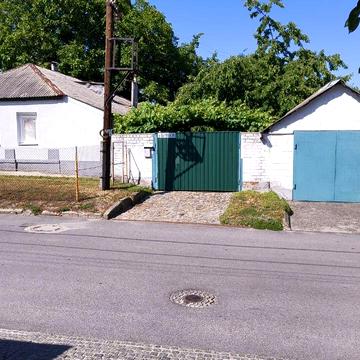 Яна Ходоровського вул., 18