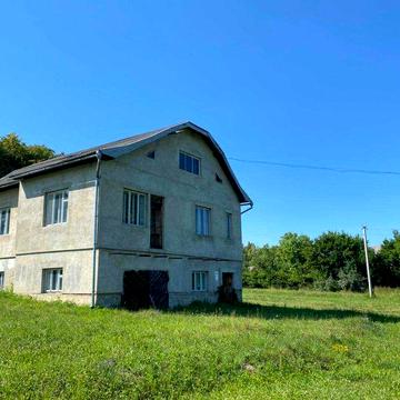 Продається будинок у селі Коршів