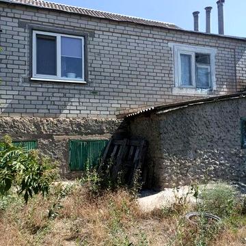 Продам більшу частину будинка Чорнобаївка вул.Чорнобаївська 85м2