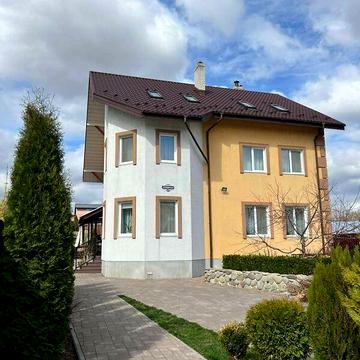 Продаж 5к Дім Дніпровська вулиця