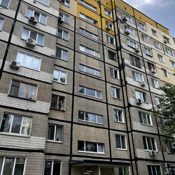 Набережна Перемоги вул., 134