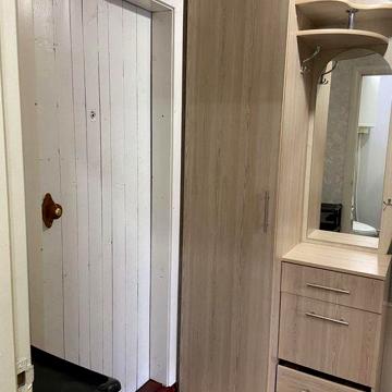 Классная однушка на Артёме, напротив Собора.Заселим сразу.