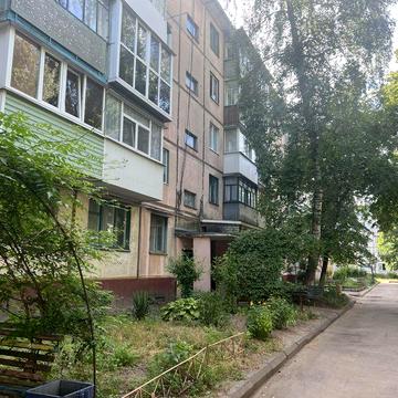 Продам 2 х кімн квартиру Раковка