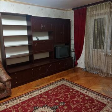 Дегтярівська вул., 11