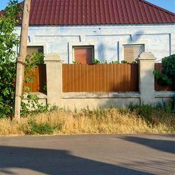 Дом с летней кухней и гаражом в Ингульском районе