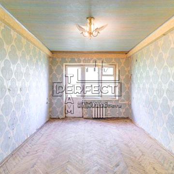 Продаж 3к квартири Ореста Левицького 13