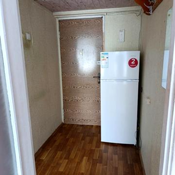 Златопільська вул., 3