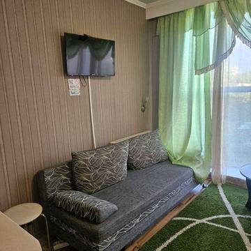 Сдаю  отличную  квартиру  в центре , без залога.