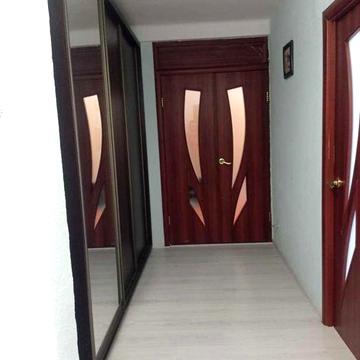 продам трехкомнаную квартиру, ул. Запорожская