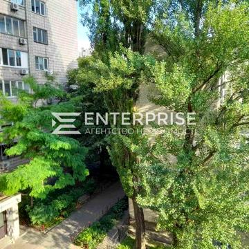 Продаж 2к. квартири, центр, вул. Кн.Острозьких, Печерськ, під ремонт