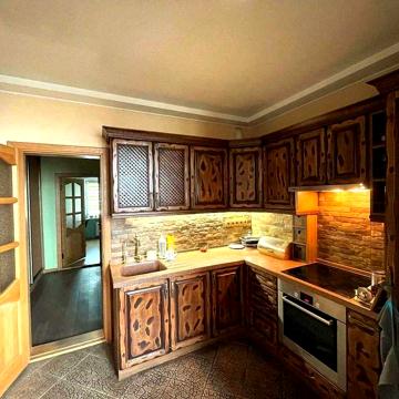 Метро Академістечко. Продаж 3-кімнатної, пр-т Паладина, буд.7/60.