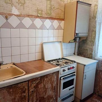 Здається 1 кімнатна квартира на Космосі