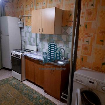 Юрія Побєдоносцева бульв., 4