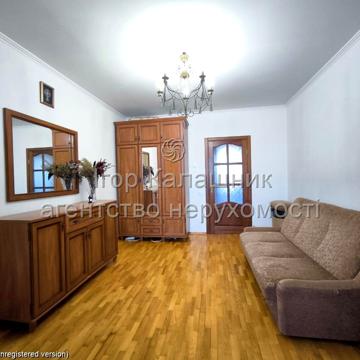 Архітектора Вербицького вул., 8-А