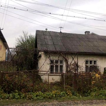 Продається пів  особняк вул .Обїздова 7б, м.Івано-Франківськ