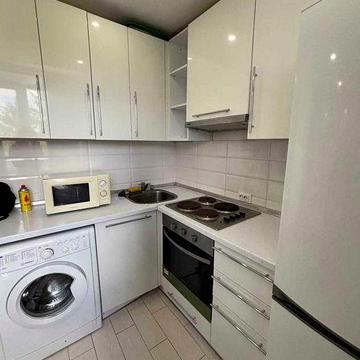 Здається 1- кімнатна квартира по вул. Лучанська