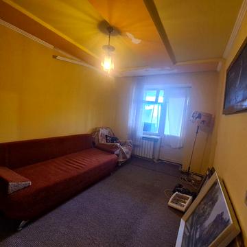 Продається 2-х кімнатна квартира в центрі м.Берегове.