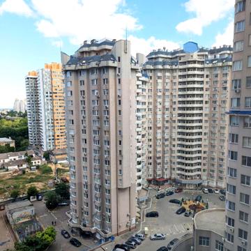 Середньофонтанська вул., 19-А