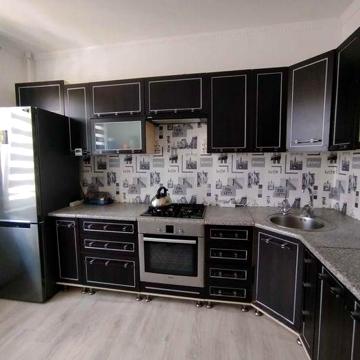 Простора 3-х кв. з підвалом.  2-й поверх.  Від власника. 82 000 $