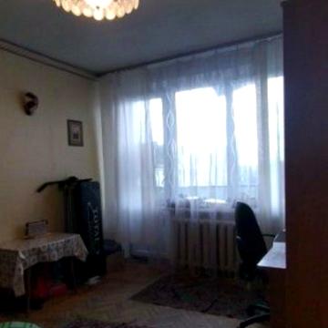 Смілянська вул., 19