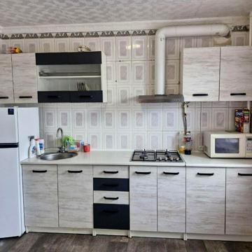 Новопирогівська вул., 31
