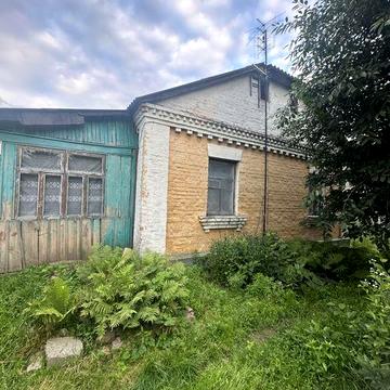 Продаж житлового будинку