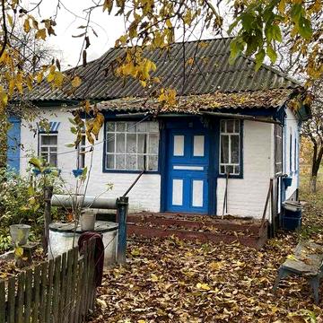 Хата в селі Пилятин Чернігівська область