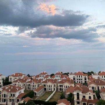 Сдам однокомнатную квартиру с Прямым видом на море в ЖК 19 жемчужина