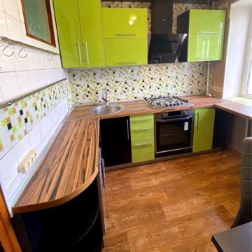 Сдам 2х квартиру возле метро 23 августа
