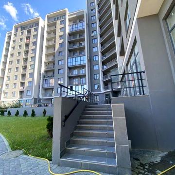 Житло від Власнмка 2 кім. квартири в новобудові 78,2 кв.м. ЖК Resident Hall