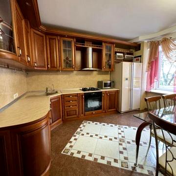 ЦЕНТР! Автономка! Сдам Шикарную 3 комн.кв по ул.Молодчего
