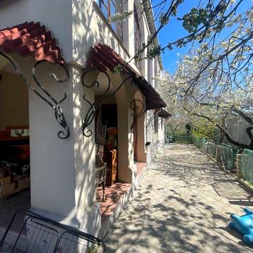 Продаю дом, 2 этажа, Херсонское шоссе -5 Линия.