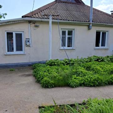Садова, 11