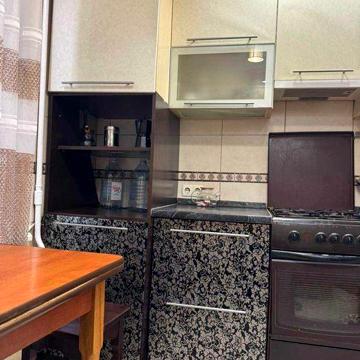 здам 1 кімнатну .оболонський район. метро Мінська 10 хвилин