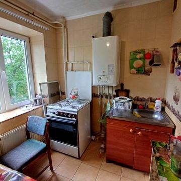 Продаю 3кім.кв за коледжом
