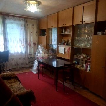 Познанська вул., 11Б