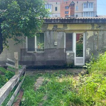 Деповська вул., 10/1