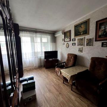 Трикімнатна квартира район 18 школи