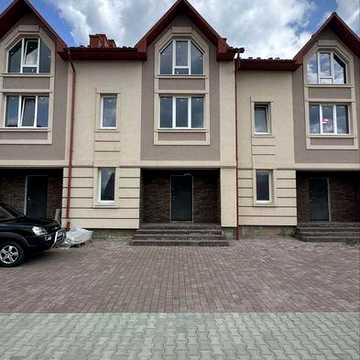 Продаж; таун-хаус; Чернівці; В. Кучурів;