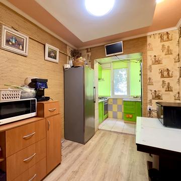 Київська вул., 44