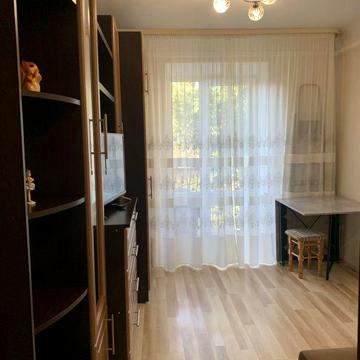 Продаж - 1 кімн .кв + 24 м . кв .госп .приміщ . м.Жовква