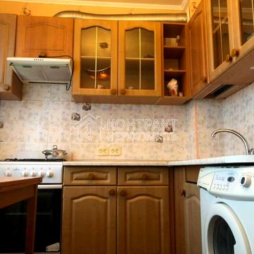 Нескорених вул., 38
