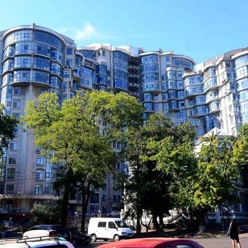 Продам 2х ком. в ЖК Мерседес - Лідерсовський бульвар.5 ЖК Мерседес