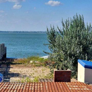 Продам дачу в Затоке с прямым выходом в лиман.